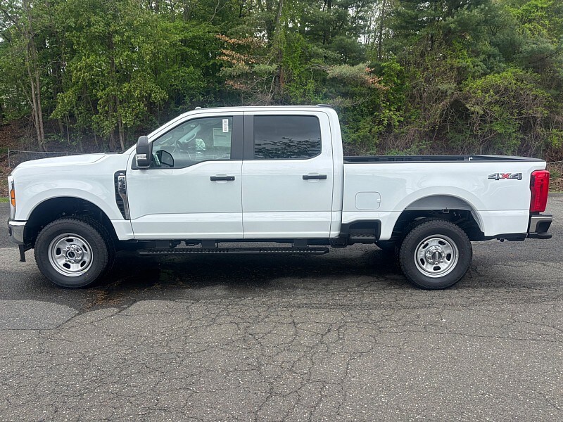 2025 Ford F-350 XL photo 4