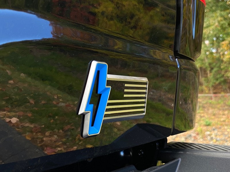 2025 Ford F-150 Lightning Flash - Photo 11