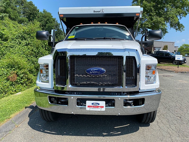 2025 Ford F-650 SuperCab photo 2