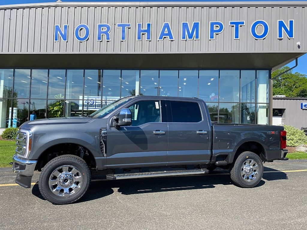 New 2026 Ford Super Duty LARIAT Full Size Truck