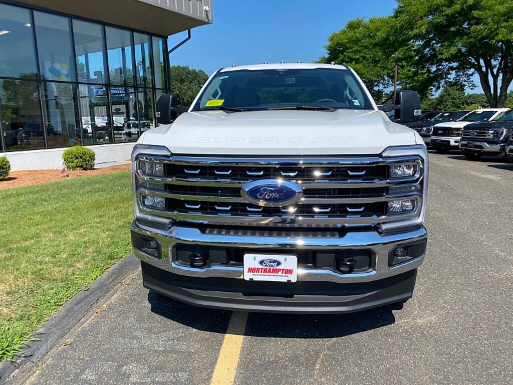 New 2026 Ford Super Duty XLT Full Size Truck