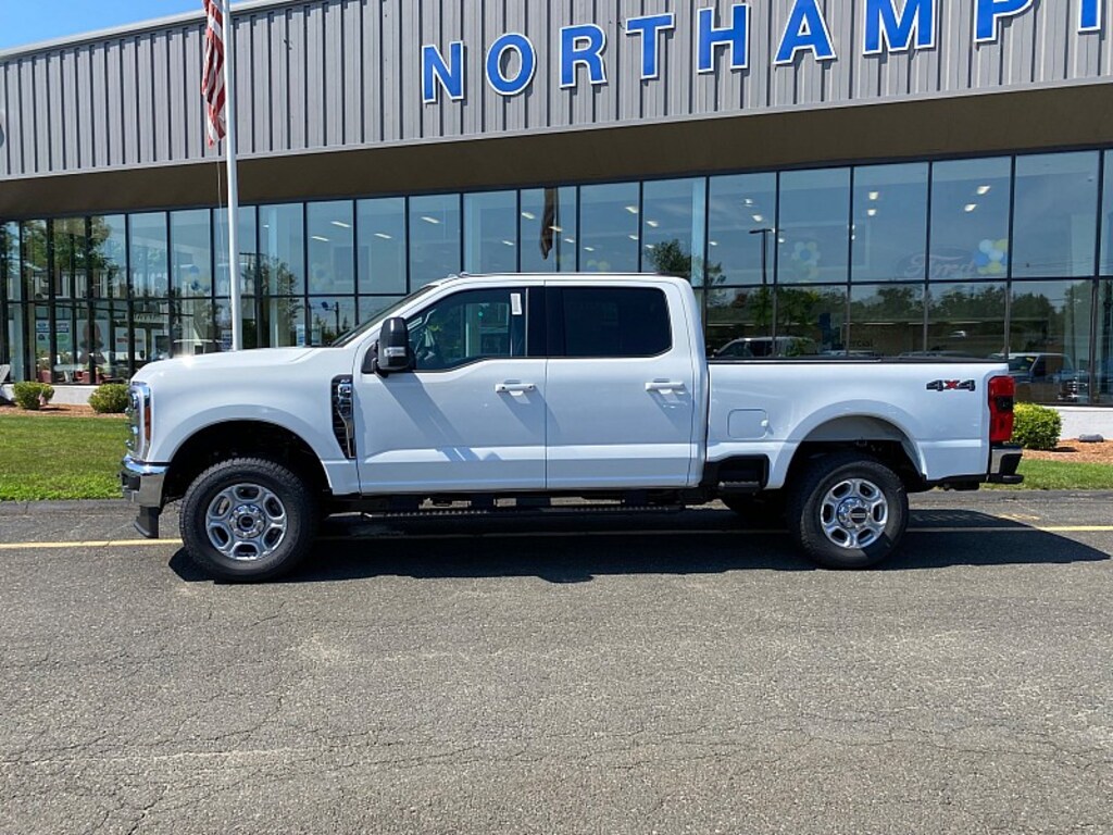 New 2026 Ford Super Duty XLT Full Size Truck