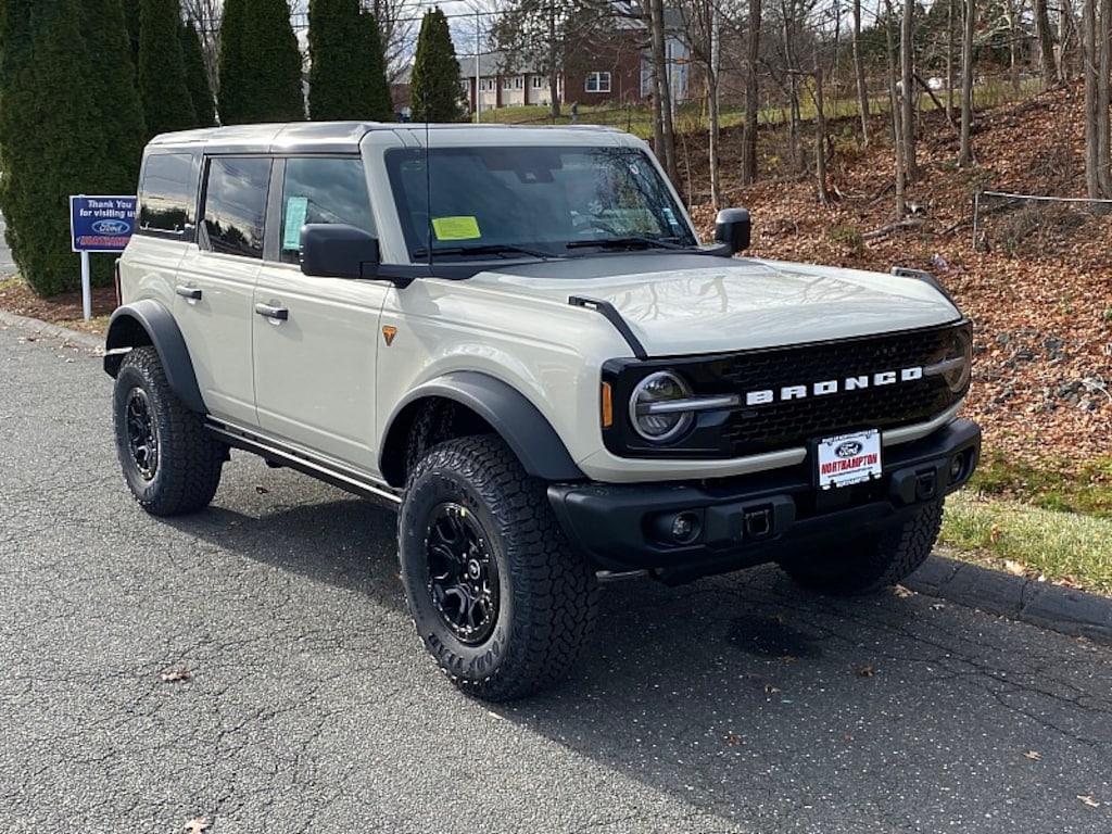 New 2025 Ford Bronco Badlands Full Size SUV