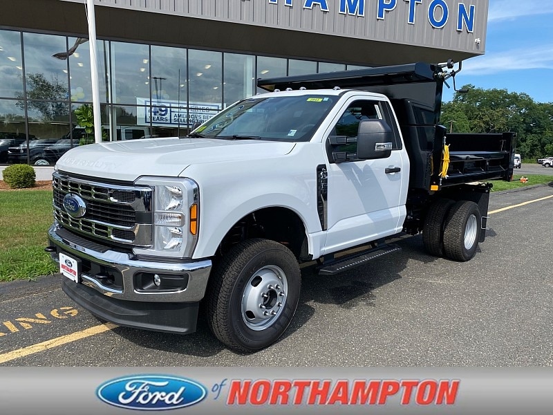 2026 Ford F-350 Super Duty Chassis Cab