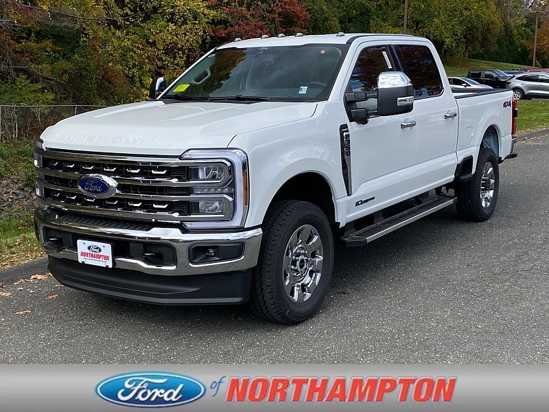 2026 Ford F-350 Super Duty Lariat's photo