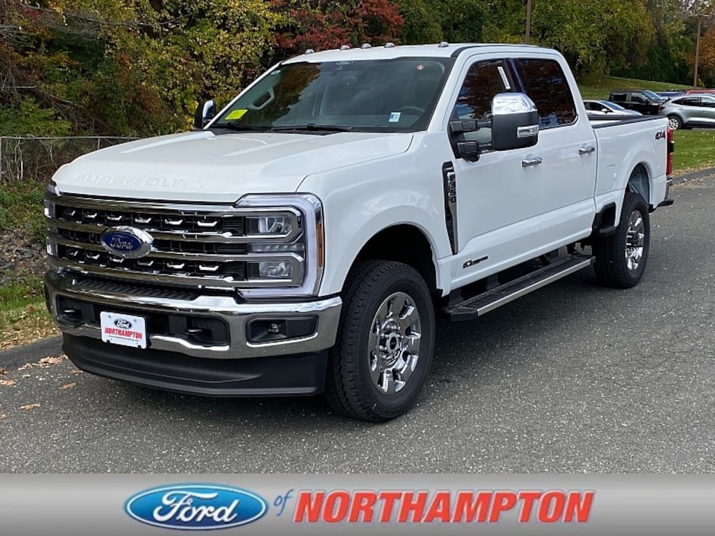 New 2026 Ford Super Duty LARIAT Full Size Truck