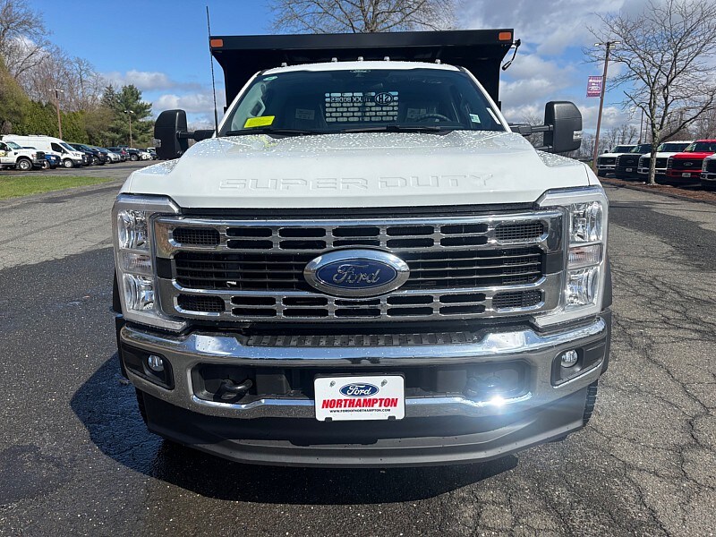 2025 Ford F-550 XL photo 2