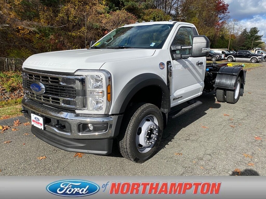 New 2026 Ford Super Duty F-550 CC 4WD XL Full Size Truck