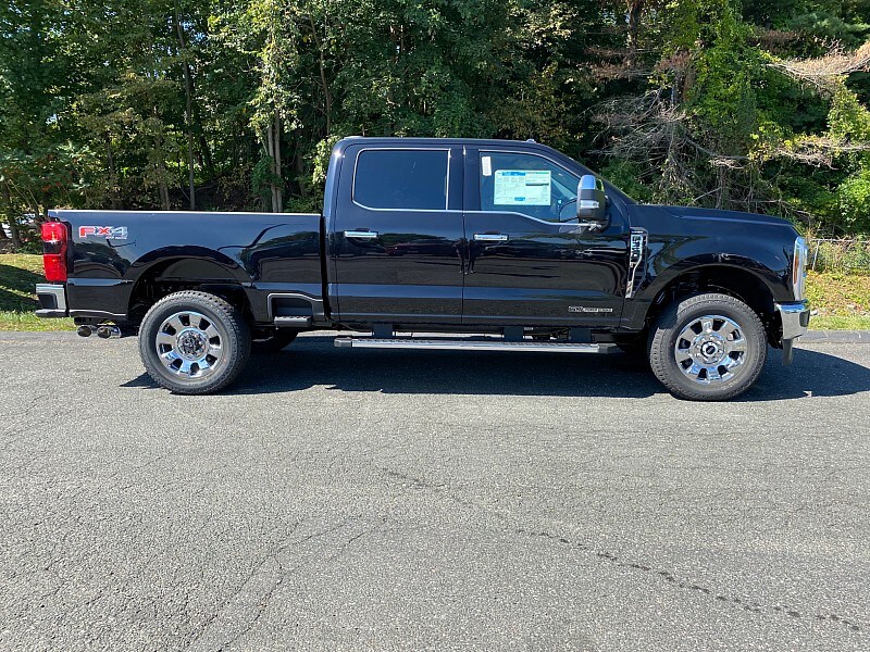 2026 Ford F-350 Lariat photo 4
