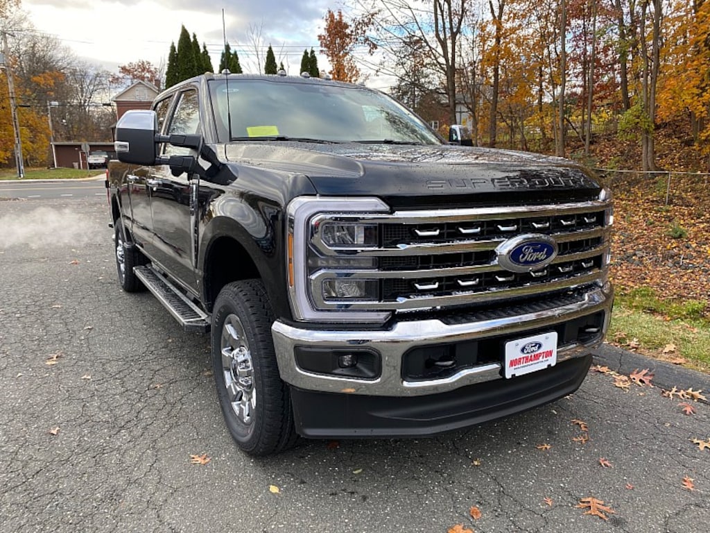 New 2026 Ford Super Duty LARIAT Full Size Truck