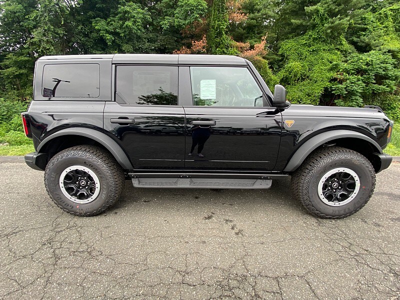 2025 Ford Bronco Badlands photo 4