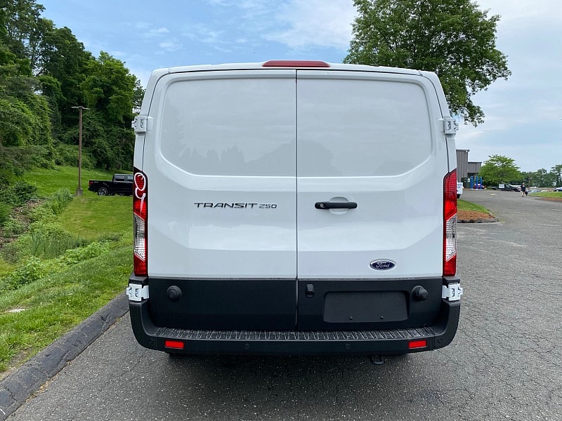 2025 Ford Transit Van Base - Photo 10
