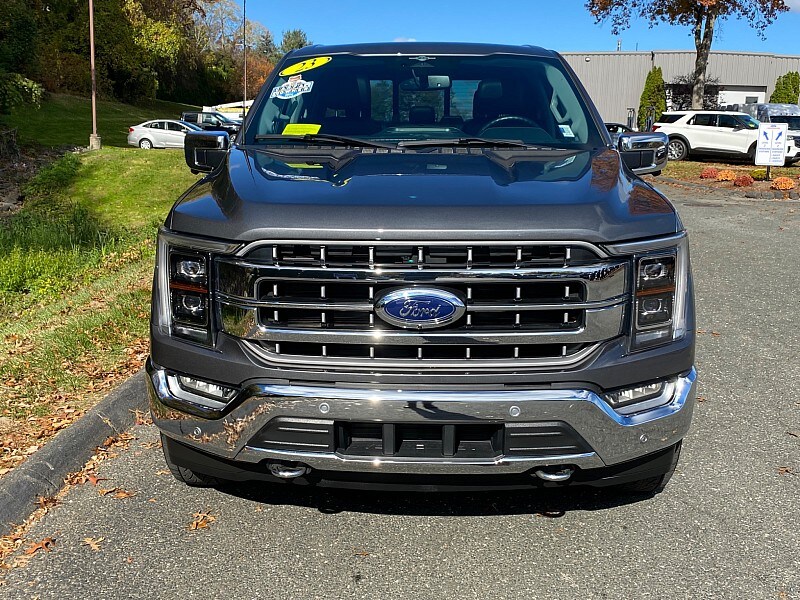 2023 Ford F-150 Lariat photo 2