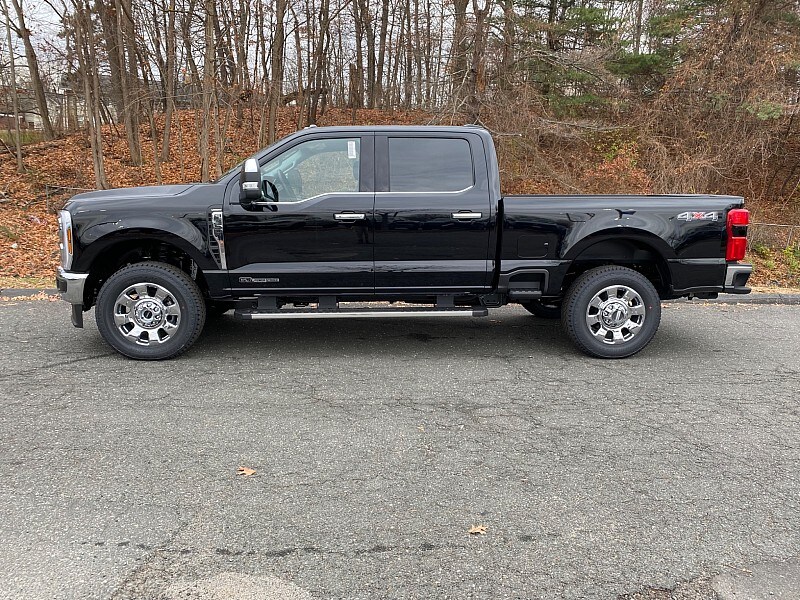 2026 Ford F-350 Lariat photo 4