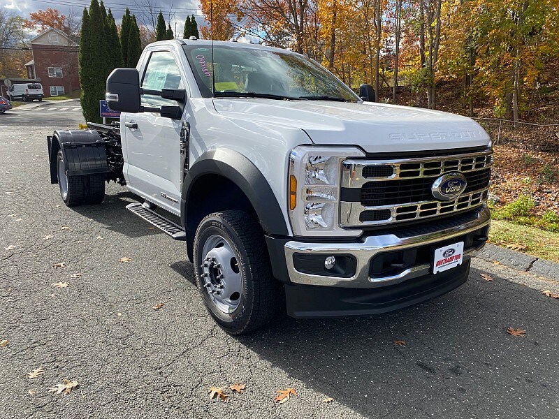 2026 Ford F-550 XL photo 3