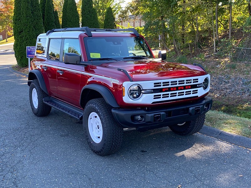 2025 Ford Bronco Heritage First Edition photo 3