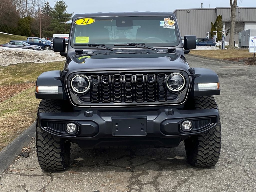 Used 2024 Jeep Wrangler Willys Crossover SUV