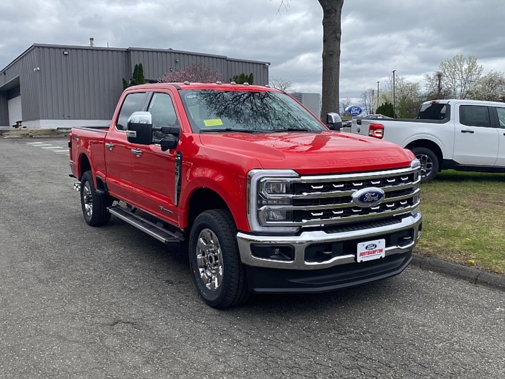 New 2026 Ford Super Duty LARIAT Full Size Truck