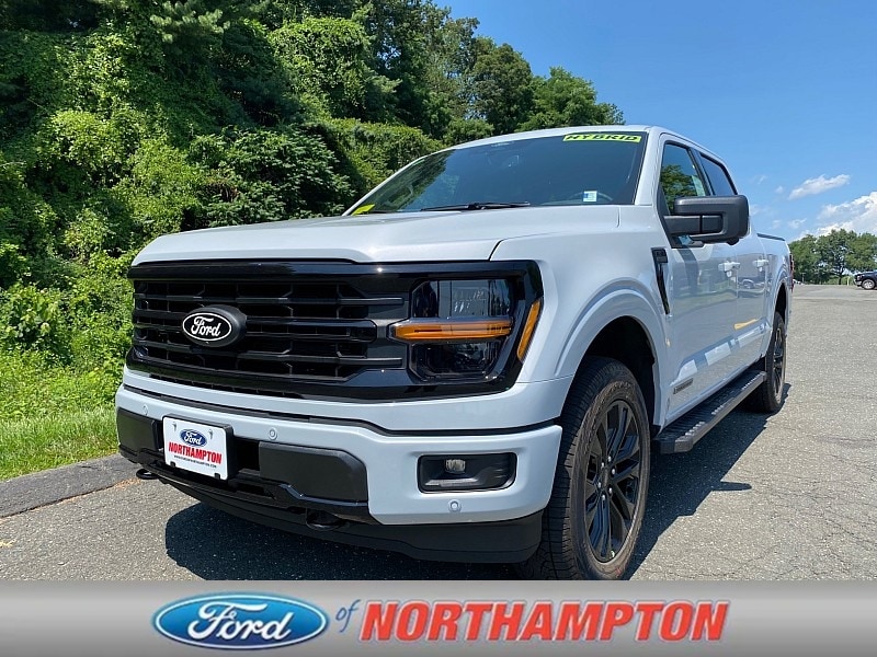 2025 Ford F-150 4WD XLT
