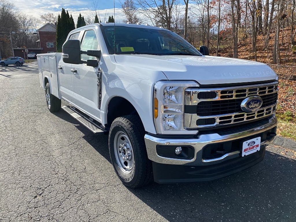 New 2026 Ford Super Duty F-350 CC 4WD XL Full Size Truck