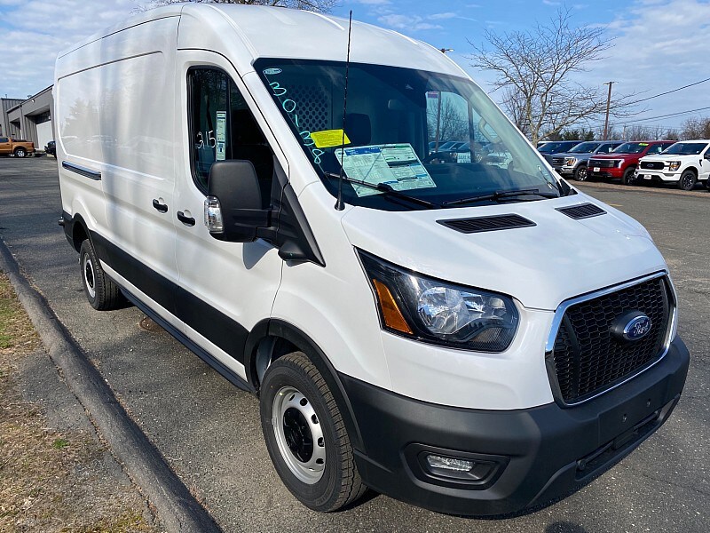 2024 Ford Transit Cargo Van photo 3