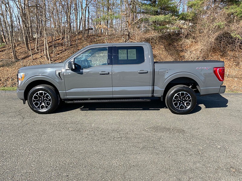 2021 Ford F-150 XLT photo 4