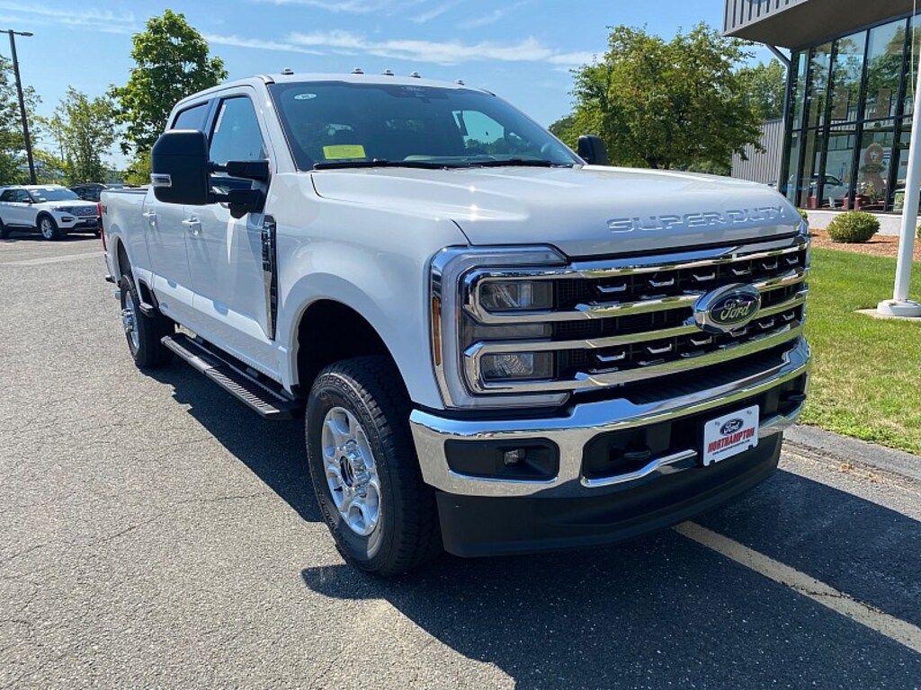 New 2026 Ford Super Duty XLT Full Size Truck