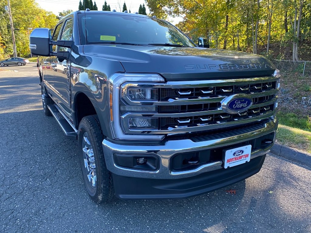 New 2026 Ford Super Duty F-250 4WD LARIAT Full Size Truck