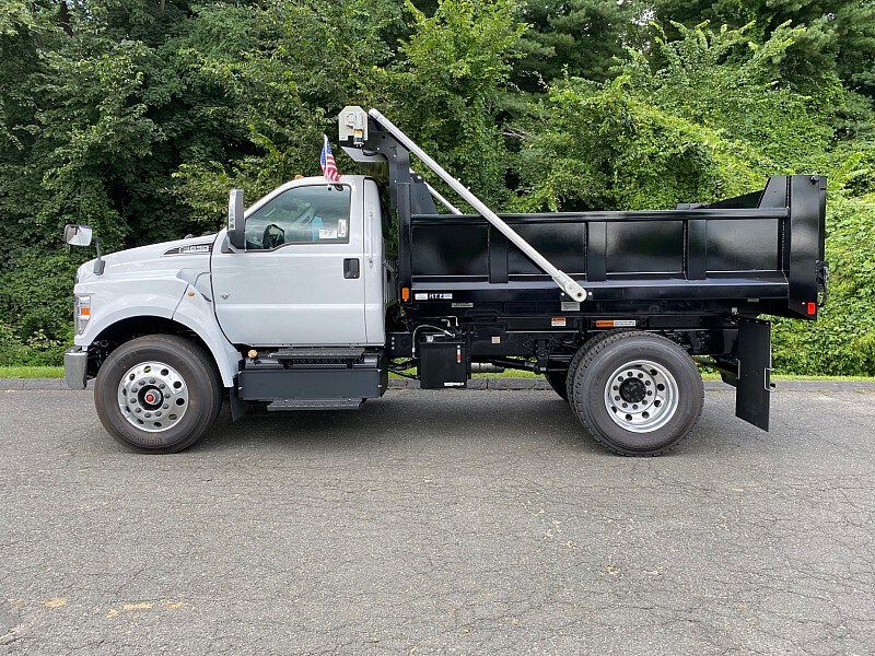 2025 Ford F-650 SuperCab photo 4