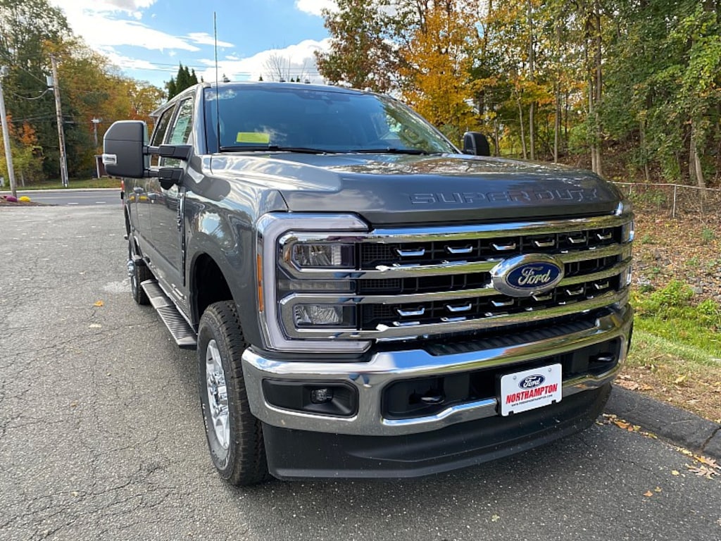 New 2026 Ford Super Duty XLT Full Size Truck