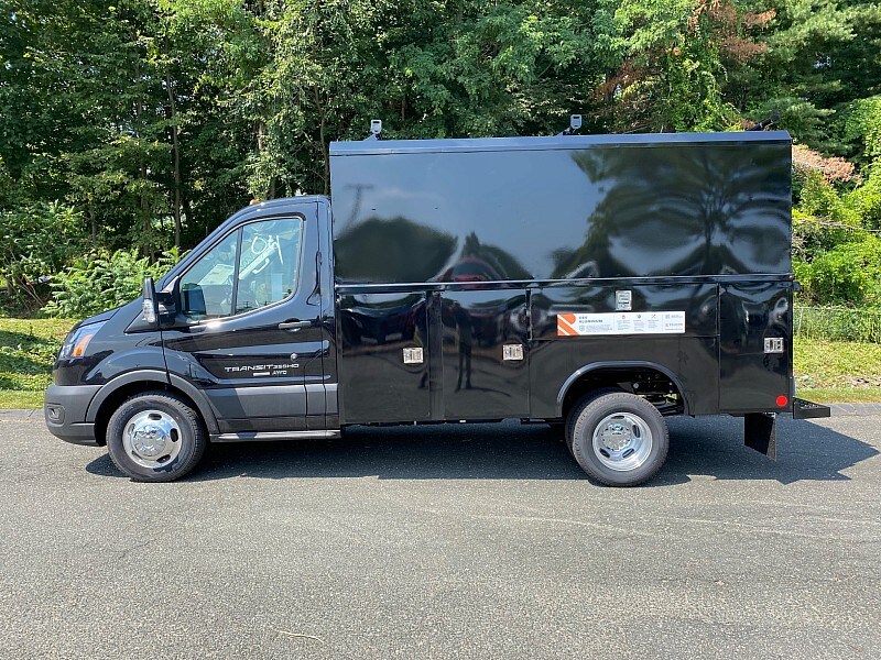 2025 Ford Transit Cutaway Van photo 4