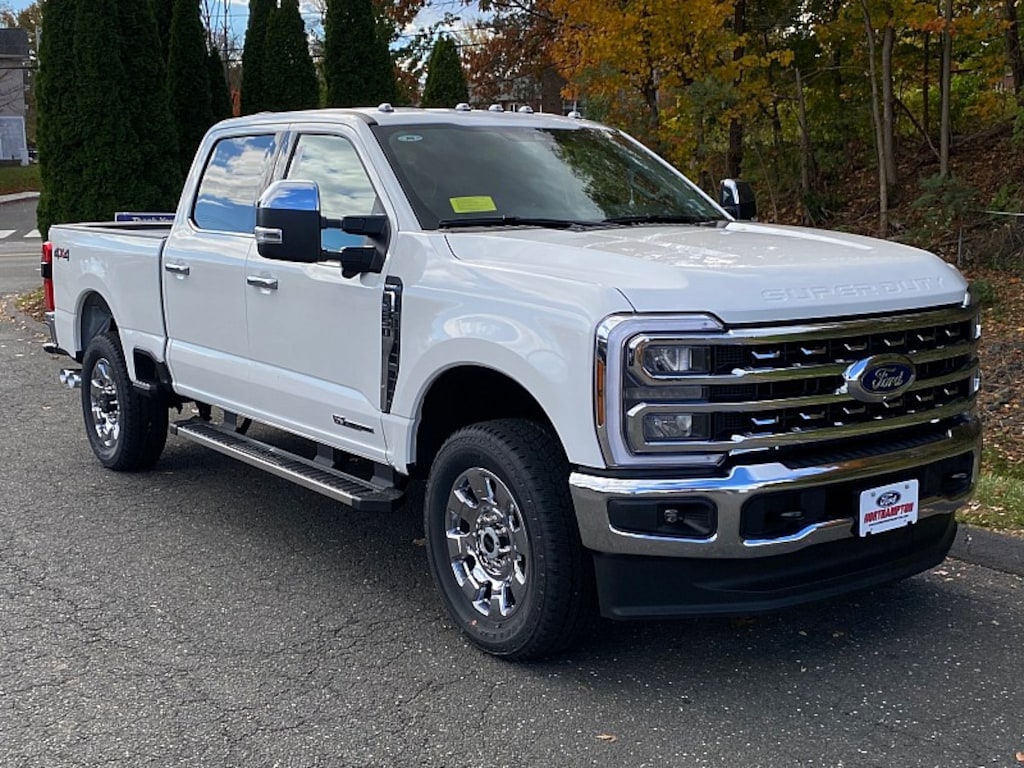 New 2026 Ford Super Duty LARIAT Full Size Truck