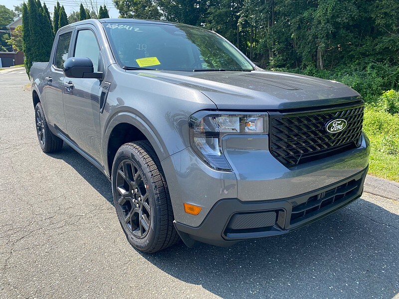 2025 Ford Maverick XLT photo 3