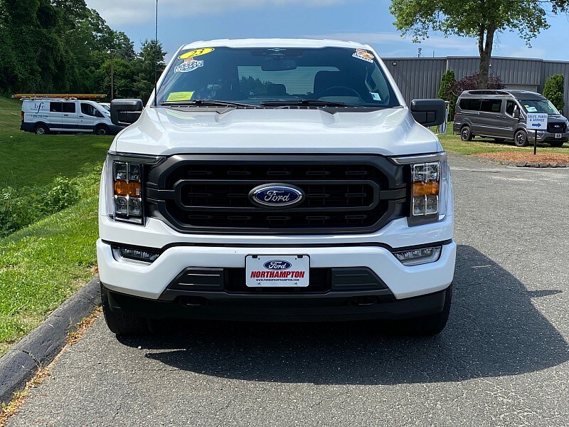 2023 Ford F-150 XLT photo 2