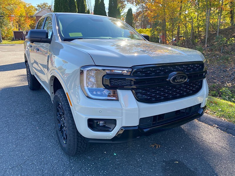 2025 Ford Ranger XLT photo 3