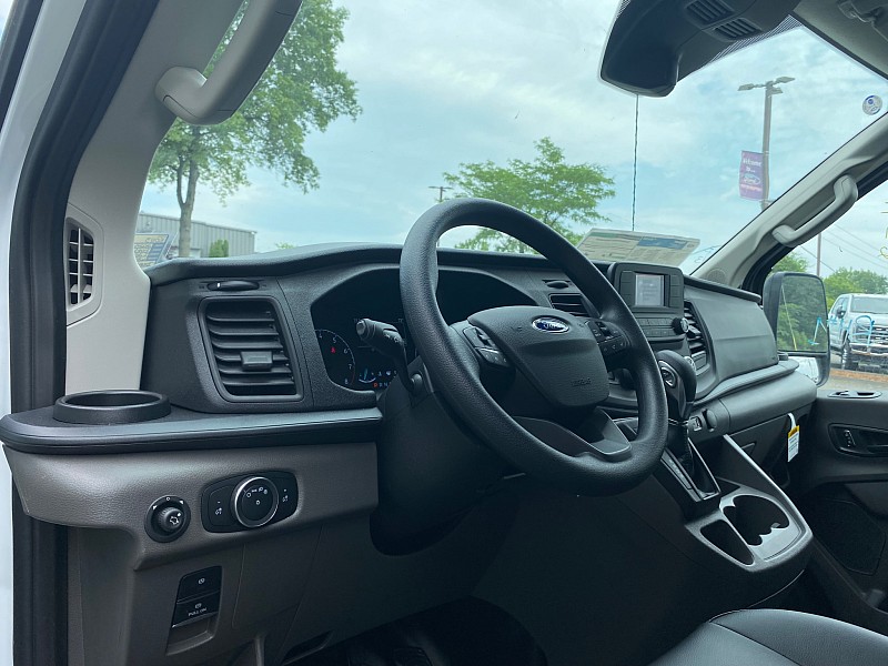 2025 Ford Transit Van Base - Photo 15