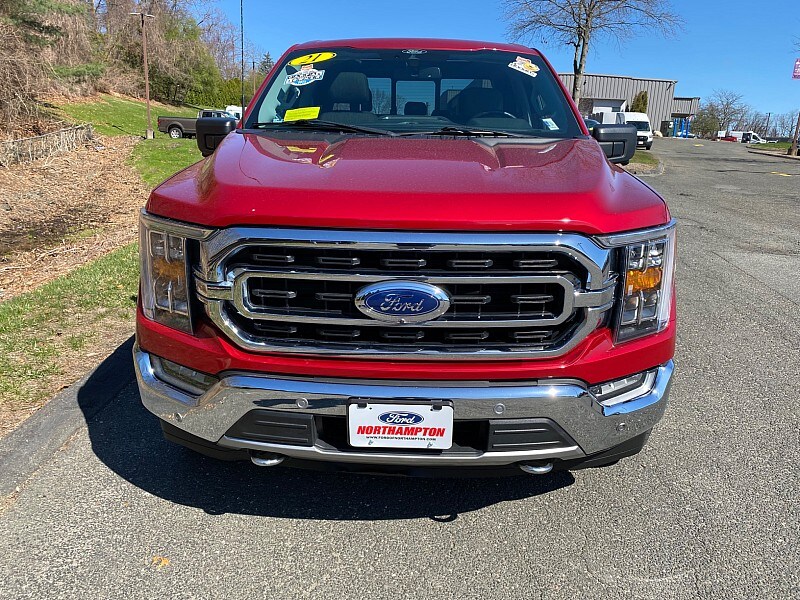 2021 Ford F-150 XLT photo 2