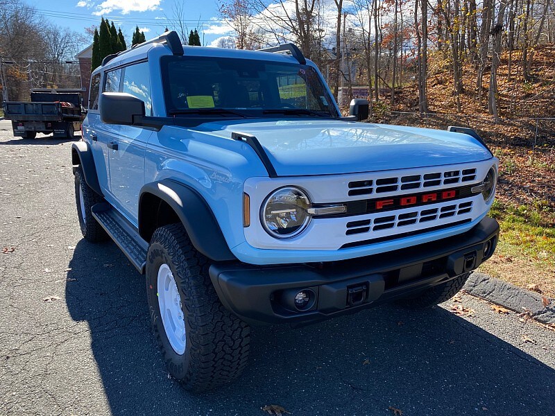2025 Ford Bronco Heritage First Edition photo 3