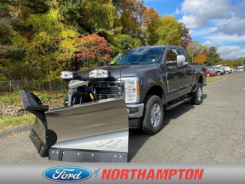 2026 Ford F-350 Super Duty XLT's photo