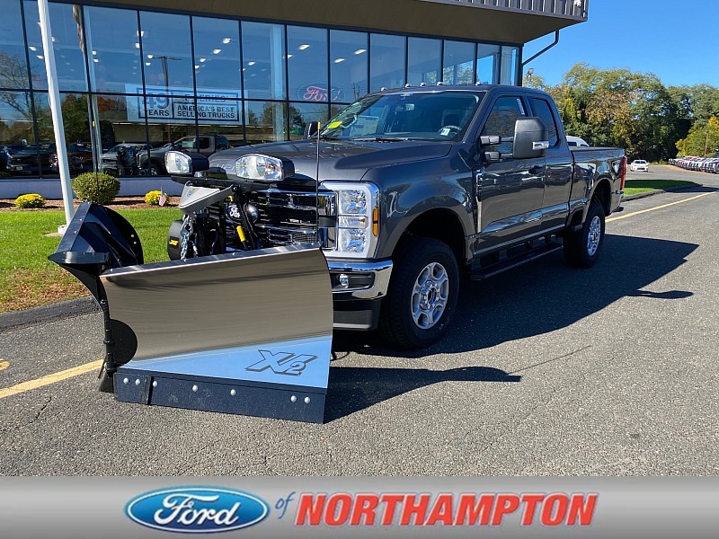 New 2027 Ford Super Duty XLT Full Size Truck