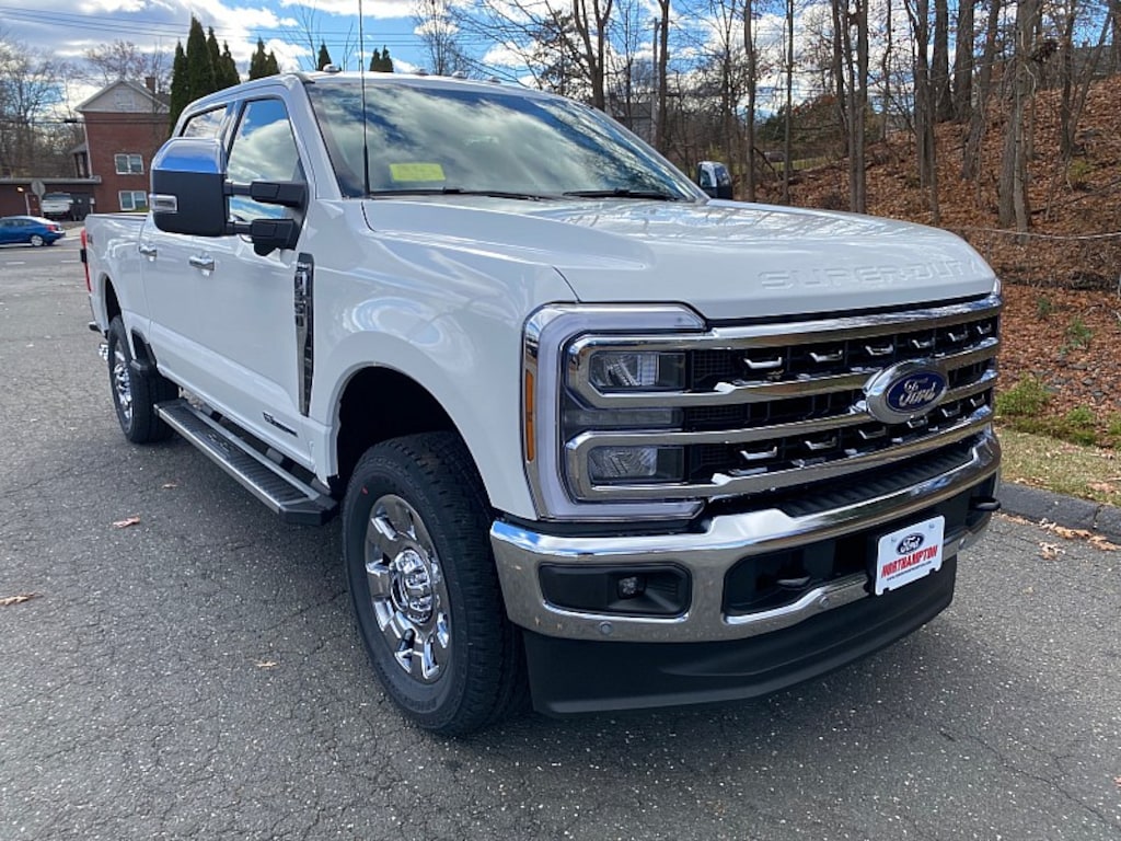 New 2026 Ford Super Duty F-350 4WD LARIAT Full Size Truck