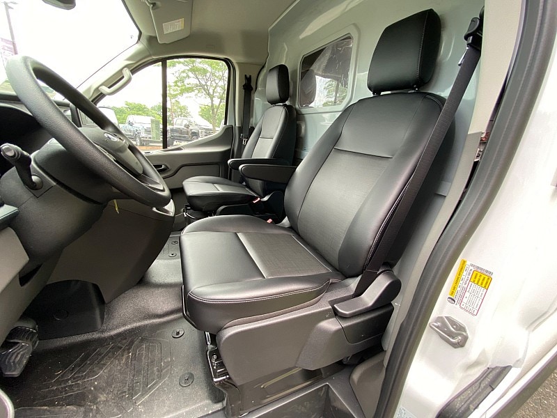 2025 Ford Transit Van Base - Photo 16