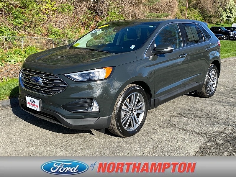 2023 Ford Edge Titanium AWD's photo