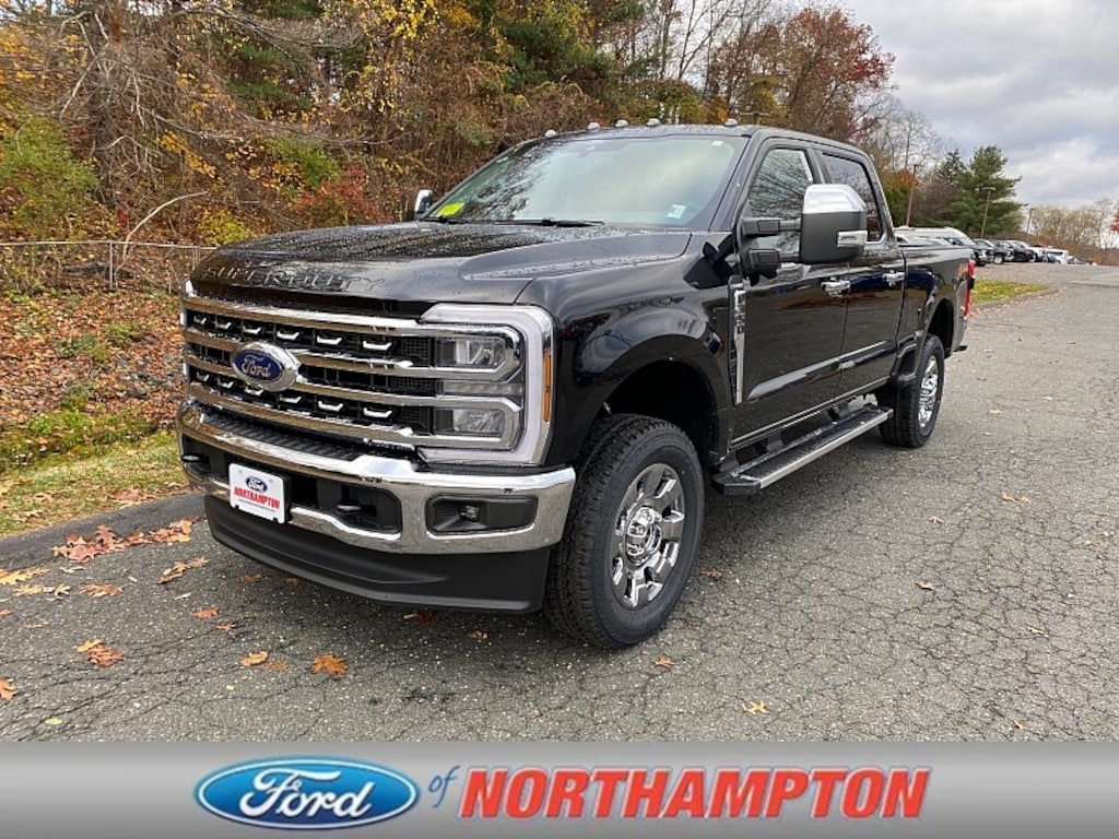 New 2026 Ford Super Duty LARIAT Full Size Truck