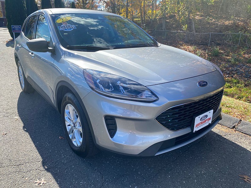 2022 Ford Escape SE photo 3