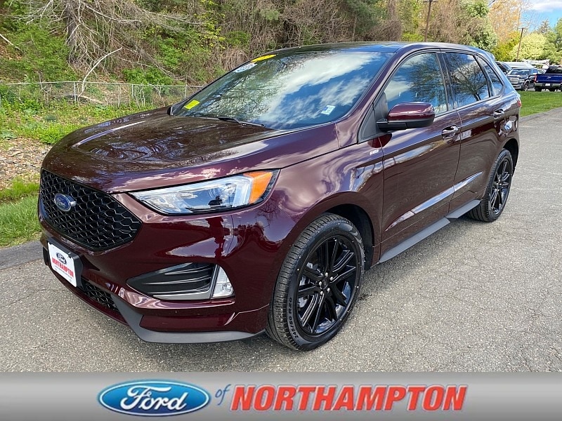 2022 Ford Edge ST-Line AWD's photo