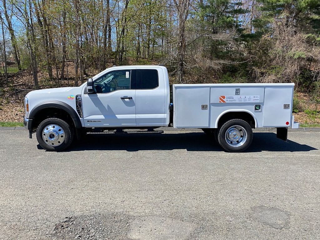 New 2026 Ford Super Duty F-450 CC 4WD XLT Full Size Truck