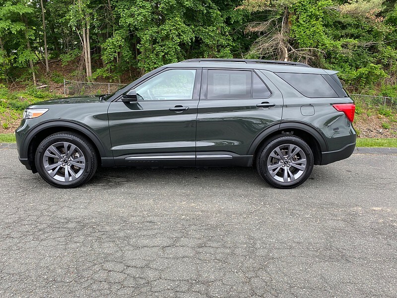 2022 Ford Explorer XLT photo 4