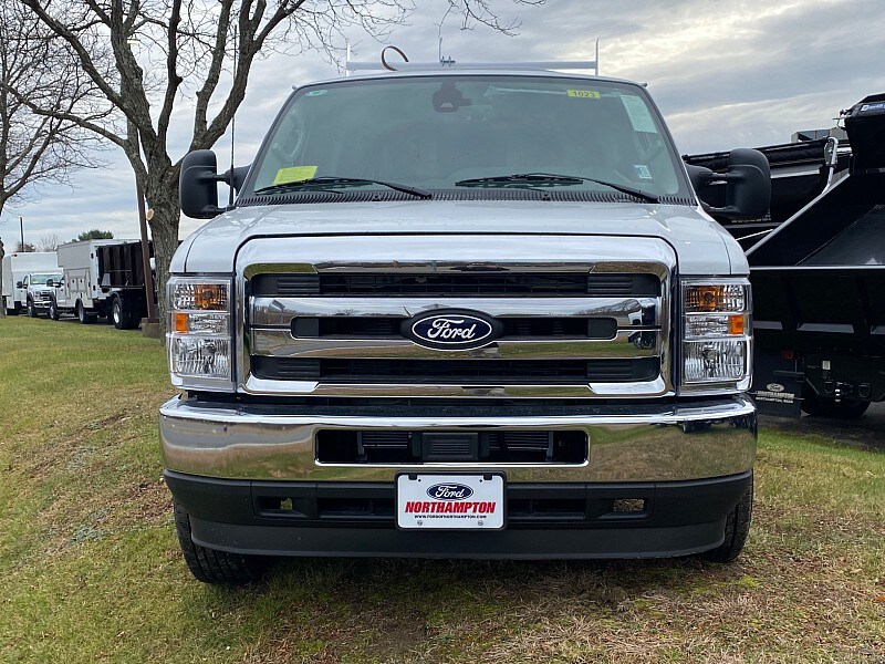 2026 Ford E-350 Base photo 2