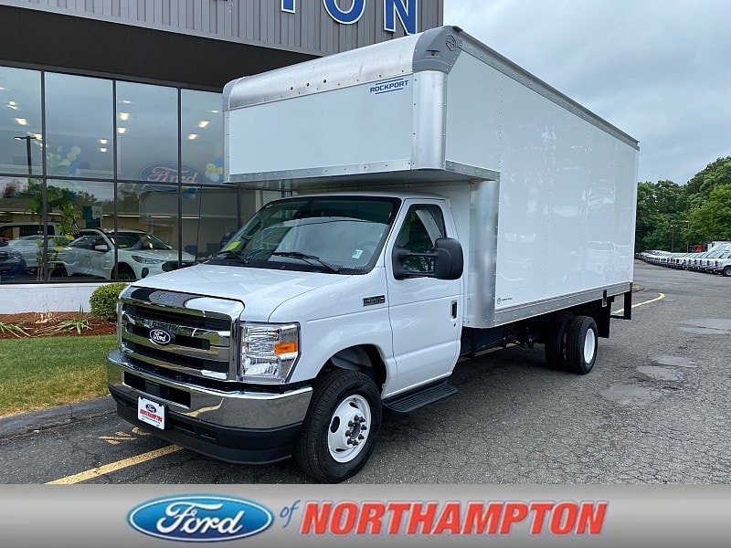 2027 Ford E-Series DRW E-450 Super Duty 176 in WB's photo
